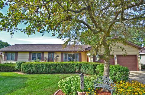 425 E Union St, Seneca, IL 61360 photo 1
