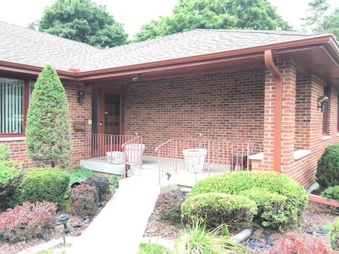 320 Windsor Dr, Dekalb, IL 60115 photo 3
