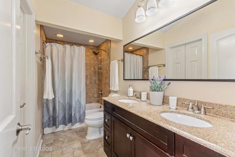 400 Adams St, Elgin, IL 60123 photo 12