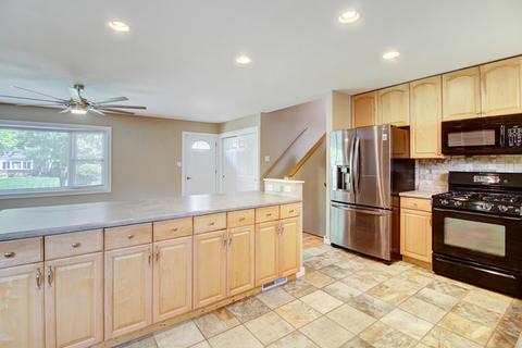 320 Stoney Brook Ct, Algonquin, IL 60102 photo 8