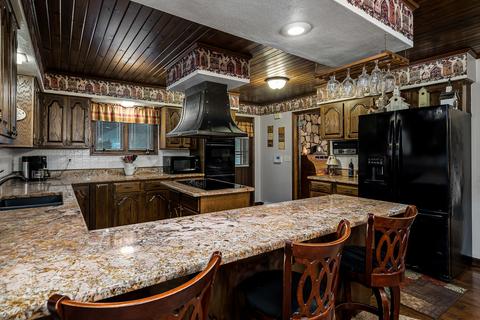 8155 Round Table Ln, Roscoe, IL 61073 photo 8