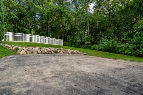 8155 Round Table Ln, Roscoe, IL 61073 photo 37