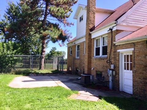 540 E Oakton St, Des Plaines, IL 60018 photo 3