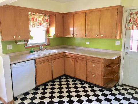 540 E Oakton St, Des Plaines, IL 60018 photo 5