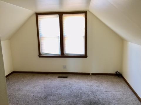 540 E Oakton St, Des Plaines, IL 60018 photo 15