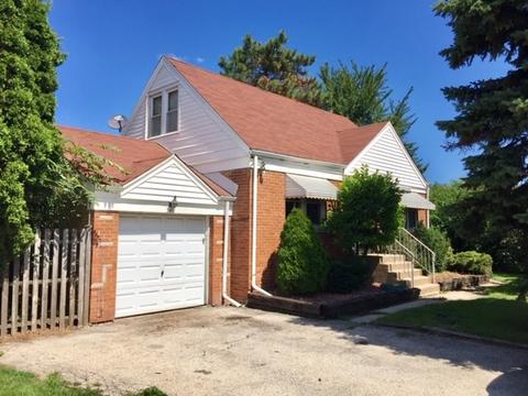 540 E Oakton St, Des Plaines, IL 60018 photo 1