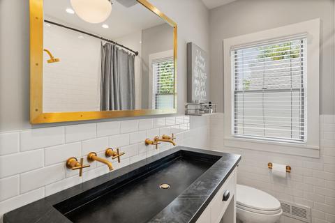 116 W Maple Ave, Roselle, IL 60172 photo 16
