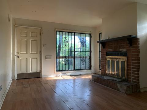 1219 E 70th St, Chicago, IL 60637 photo 6