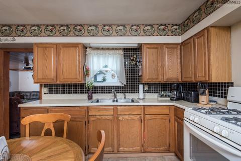 956 S 8th Ave, Kankakee, IL 60901 photo 9