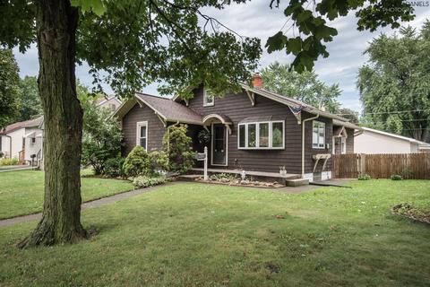 956 S 8th Ave, Kankakee, IL 60901 photo 1