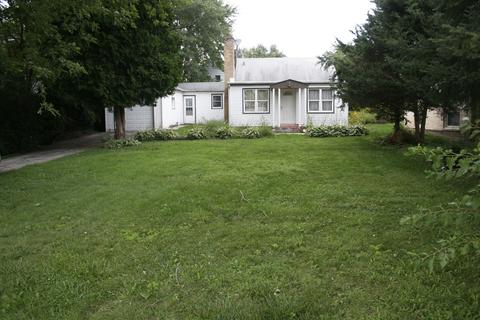 180 E Strong St, Wheeling, IL 60090 photo 1