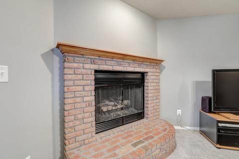 1309 Beacon Hill Ct, Normal, IL 61761 photo 9