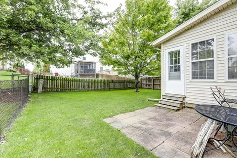 1309 Beacon Hill Ct, Normal, IL 61761 photo 4