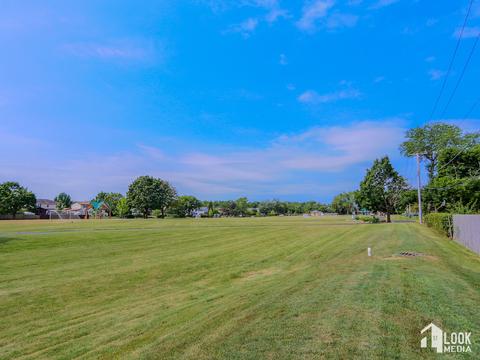 397 Thelma Ct, Wheeling, IL 60090 photo 33