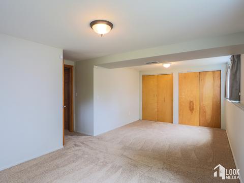 397 Thelma Ct, Wheeling, IL 60090 photo 15