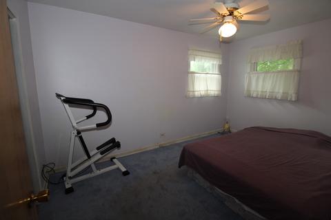 2484 Rusty Dr, Des Plaines, IL 60018 photo 6