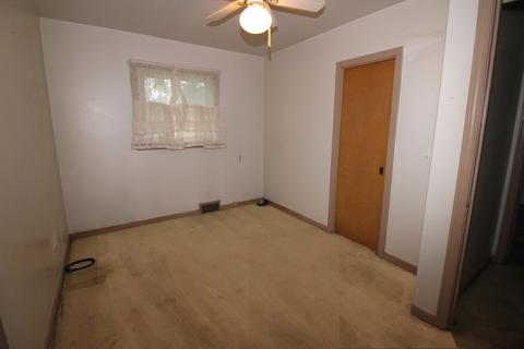 2484 Rusty Dr, Des Plaines, IL 60018 photo 8