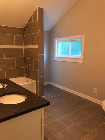 435 Clark St, Aurora, IL 60505 photo 20