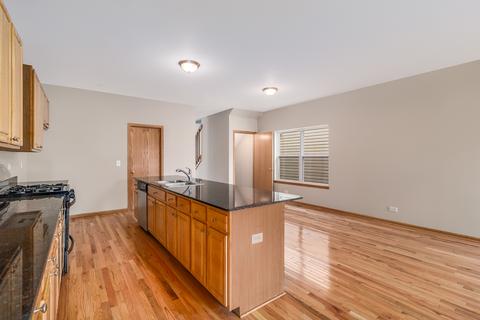 3853 E 110th St, Chicago, IL 60617 photo 9