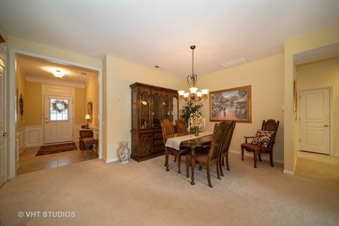 2467 Harvest Vly, Elgin, IL 60124 photo 3