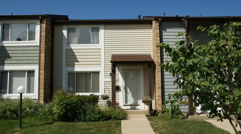 1510 Clearwater Dr, Wheeling, IL 60090 photo 1