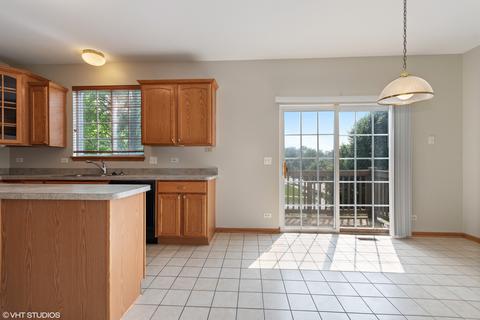 508 Declaration Ln, Aurora, IL 60502 photo 5