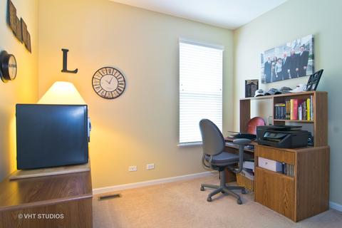 5852 Leeds Rd, Hoffman Estates, IL 60192 photo 10