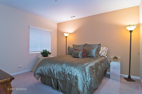 5852 Leeds Rd, Hoffman Estates, IL 60192 photo 13