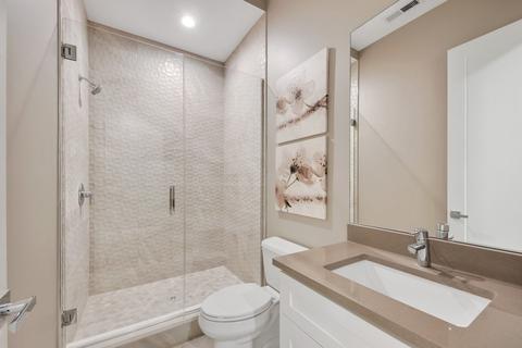 4950 S Champlain Ave, Chicago, IL 60615 photo 11