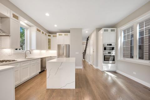 4950 S Champlain Ave, Chicago, IL 60615 photo 7
