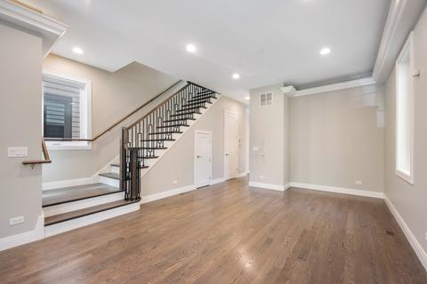 4950 S Champlain Ave, Chicago, IL 60615 photo 3