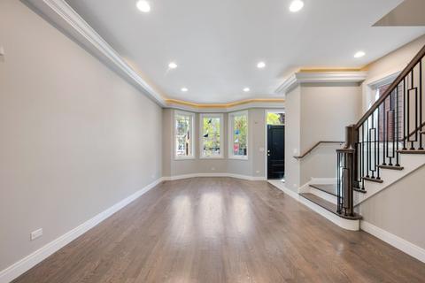 4950 S Champlain Ave, Chicago, IL 60615 photo 4