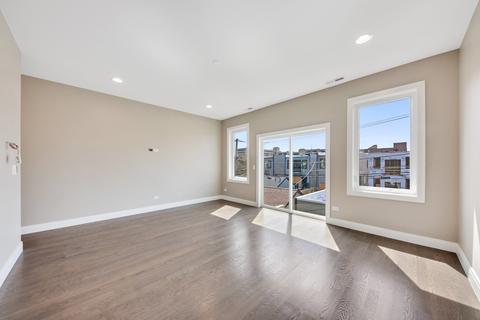4950 S Champlain Ave, Chicago, IL 60615 photo 14