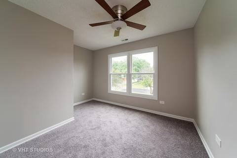 2106 Appaloosa Ct E, Wheaton, IL 60189 photo 18