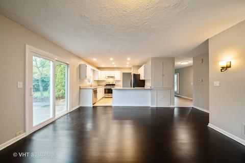 2106 Appaloosa Ct E, Wheaton, IL 60189 photo 11
