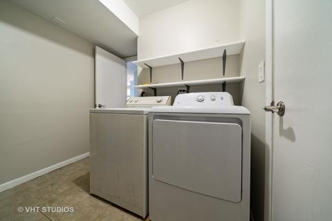 2106 Appaloosa Ct E, Wheaton, IL 60189 photo 20