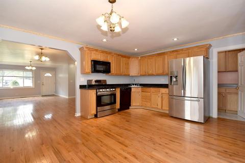 115 E Normandy Dr, Addison, IL 60101 photo 6