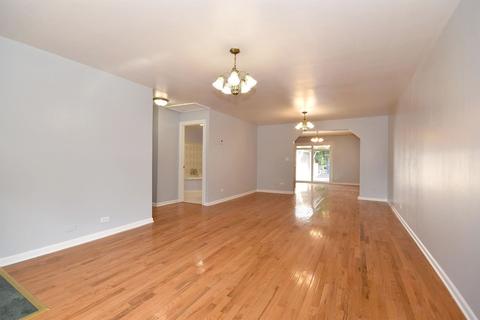115 E Normandy Dr, Addison, IL 60101 photo 4