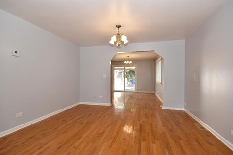 115 E Normandy Dr, Addison, IL 60101 photo 5