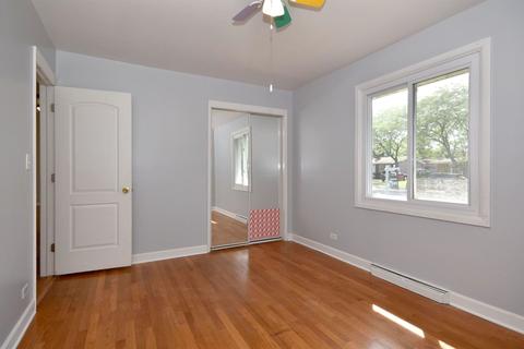 115 E Normandy Dr, Addison, IL 60101 photo 13