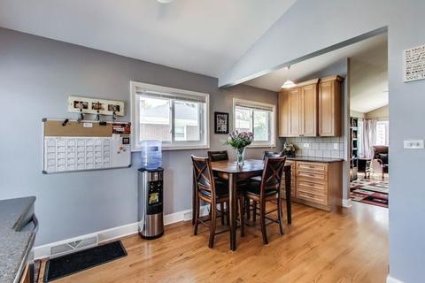 620 N Pine St, Mount Prospect, IL 60056 photo 6