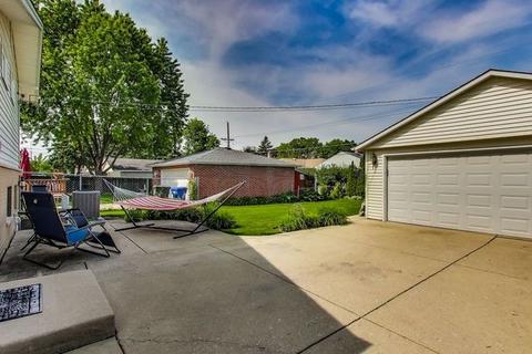 620 N Pine St, Mount Prospect, IL 60056 photo 27