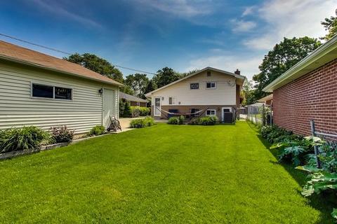 620 N Pine St, Mount Prospect, IL 60056 photo 24