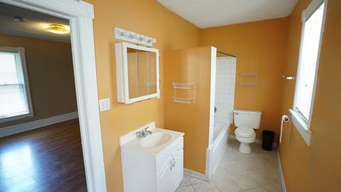 410 Addison St, Elgin, IL 60120 photo 11