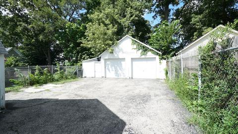 410 Addison St, Elgin, IL 60120 photo 10