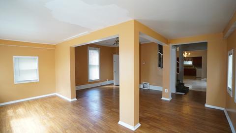 410 Addison St, Elgin, IL 60120 photo 2