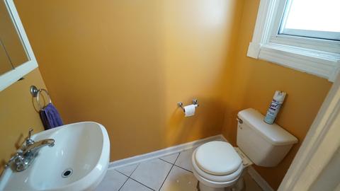 410 Addison St, Elgin, IL 60120 photo 5