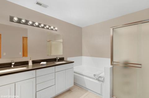 1657 Geneva Dr, Wheeling, IL 60090 photo 10