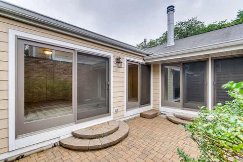 2092 Creekside Dr, Wheaton, IL 60189 photo 25