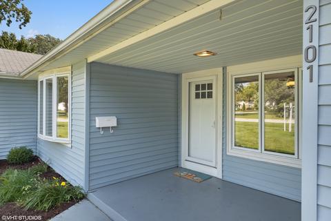 2101 Wing St, Rolling Meadows, IL 60008 photo 2
